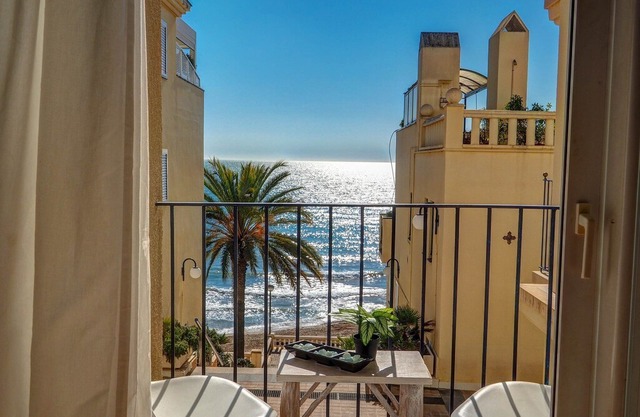 La Marina Sea Front Apartment