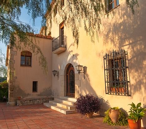 Self catering Masía Olivera for 5 people
