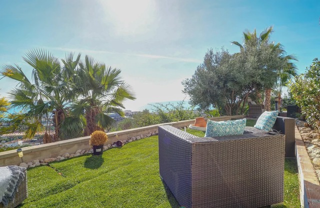 Villa Malvasia with Sea Views