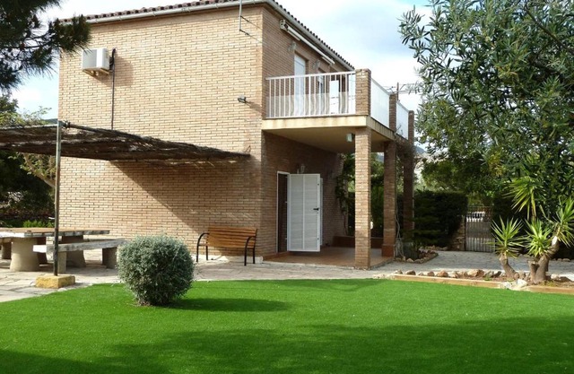 Villas in L'Ametlla de Mar, Spain
