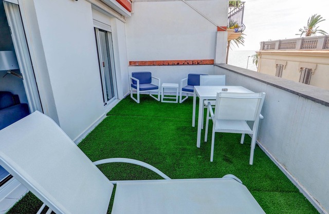 White Penthouse by Hello Homes Sitges