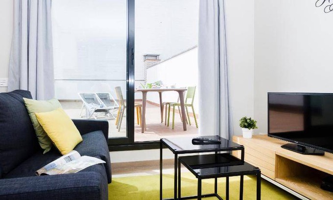Hostafrancs Apartment | 110 m² Apartment ∙ 2 bedrooms ∙ 8 guests
