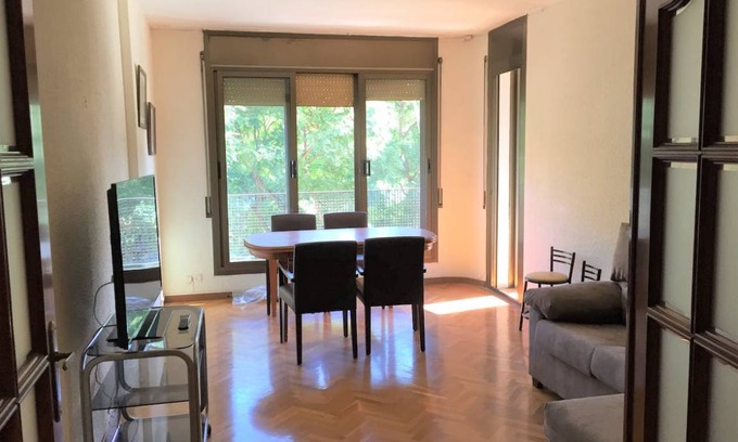 Sants-Badal Resort | 110 m² Private room ∙ 1 bedroom ∙ 1 guest