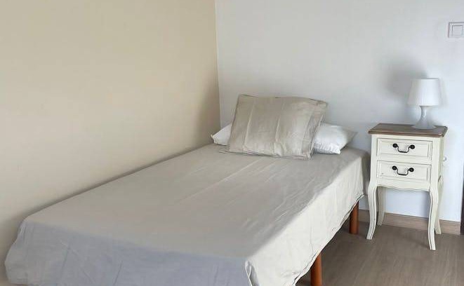 Placa Catalunya - Saldes Resort | 110 m² Private room ∙ 1 bedroom ∙ 5 guests