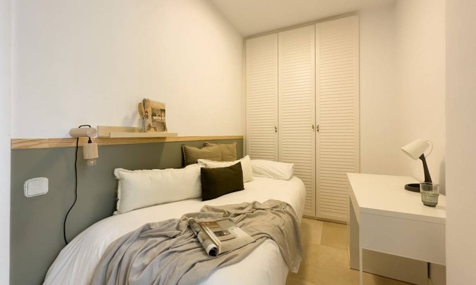 Sant Gervasi Resort | 120 m² Private room ∙ 1 bedroom ∙ 1 guest
