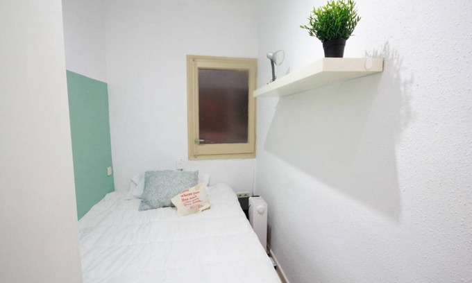 La Maternitat i Sant Ramon Resort | 120 m² Private room ∙ 1 bedroom ∙ 1 guest