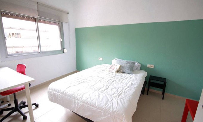 La Maternitat i Sant Ramon Resort | 120 m² Private room ∙ 1 bedroom ∙ 1 guest