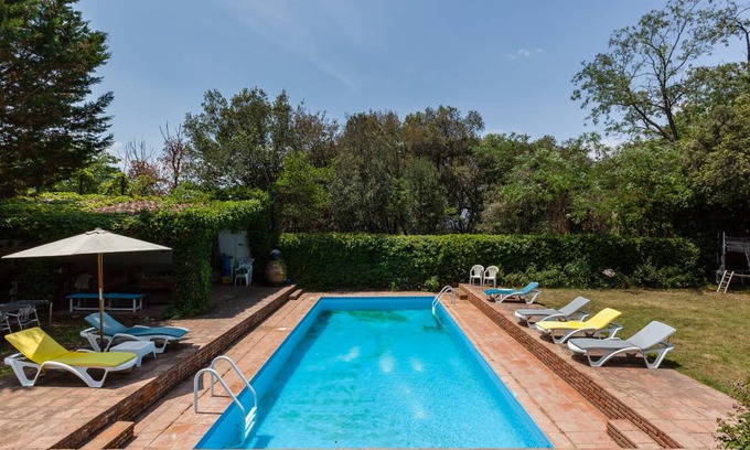 Vilanova del Valles House | 1200 m² Finca ∙ 10 bedrooms ∙ 32 guests