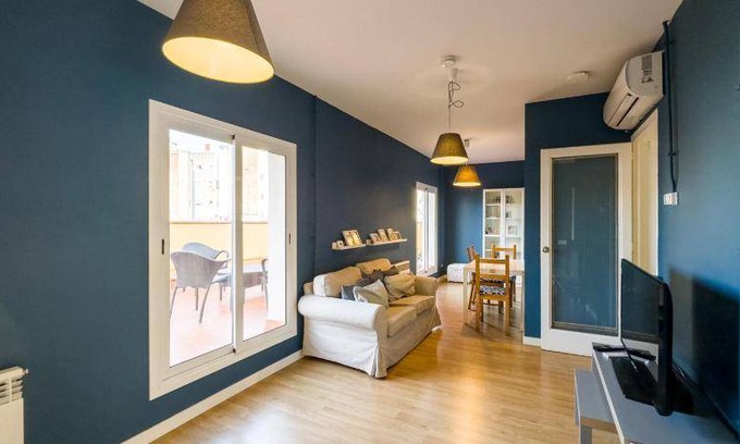 Sants Apartment | 125 m² Apartment ∙ 4 bedrooms ∙ 10 guests