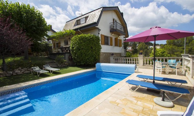 Santa Rosa Villa | 130 m² Villa ∙ 6 bedrooms ∙ 10 guests