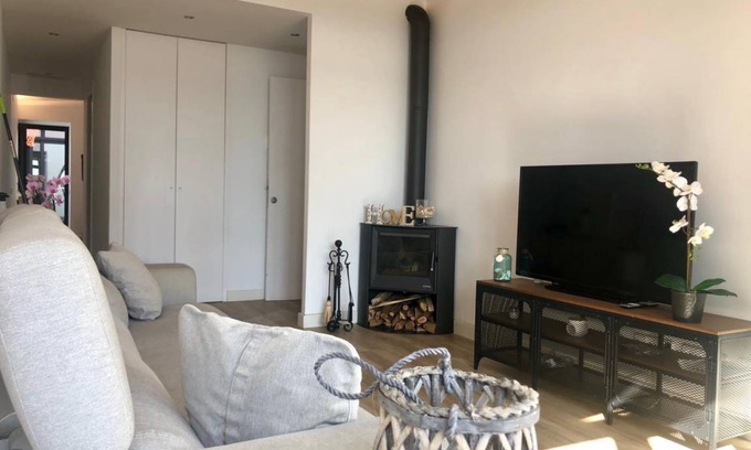 Vilassar de Mar Apartment | 140 m² Apartment ∙ 4 bedrooms ∙ 9 guests