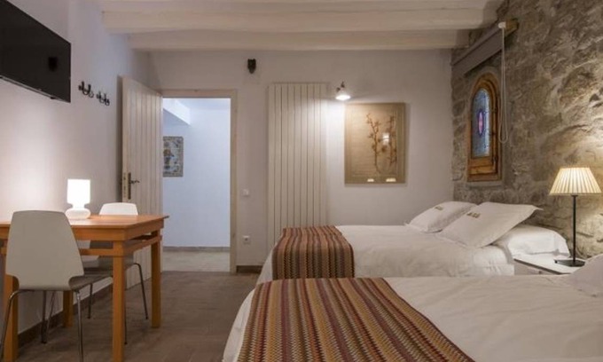 Castellnou de Bages Cottage | 145 m² Cabin ∙ 3 bedrooms ∙ 8 guests