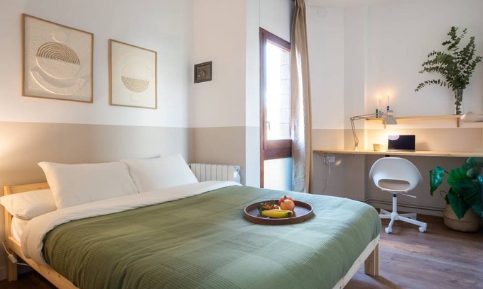 Sant Gervasi – la Bonanova Resort | 155 m² Private room ∙ 1 bedroom ∙ 2 guests
