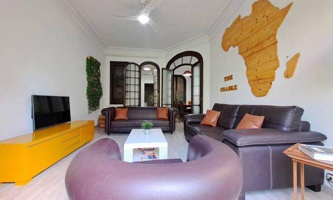 Hostafrancs Apartment | 150 m² Apartment ∙ 4 bedrooms ∙ 7 guests