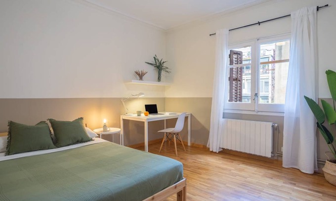 Sant Gervasi – la Bonanova Resort | 196 m² Private room ∙ 1 bedroom ∙ 1 guest