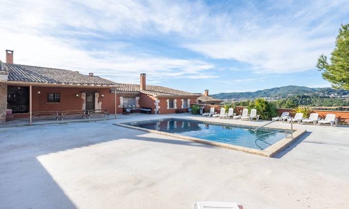 Torrelles de Foix House | 195 m² House ∙ 7 bedrooms ∙ 19 guests
