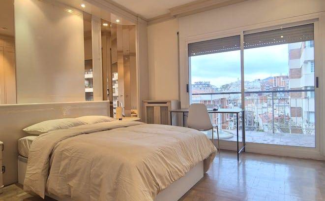 Sant Gervasi – la Bonanova Resort | 200 m² Private room ∙ 1 bedroom ∙ 1 guest