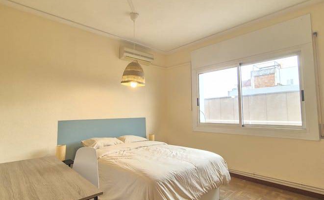 Sant Gervasi – la Bonanova Resort | 200 m² Private room ∙ 1 bedroom ∙ 1 guest