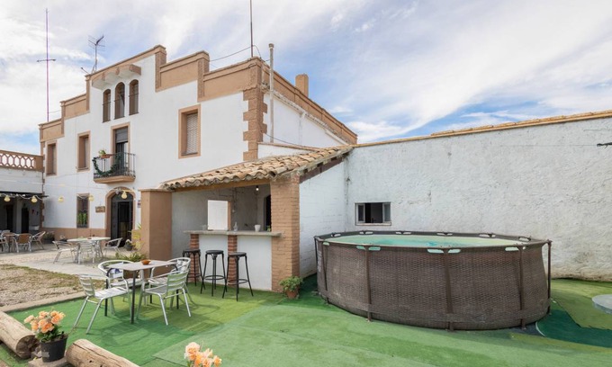 Castellvi de la Marca House | 225 m² House ∙ 5 bedrooms ∙ 18 guests