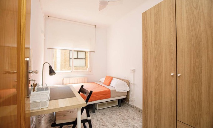 Badalona Resort | 24 m² Private room ∙ 1 bedroom ∙ 5 guests