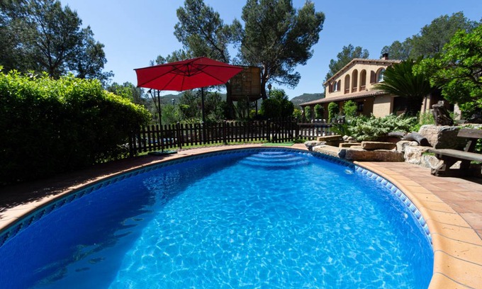 Vacarisses Villa | 250 m² Villa ∙ 5 bedrooms ∙ 9 guests