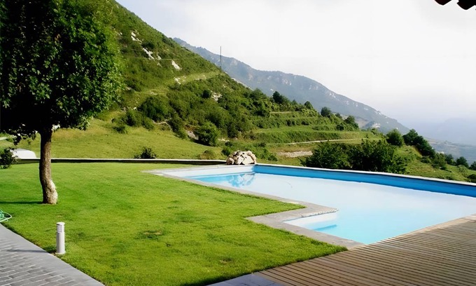 Berga House | 300 m² House ∙ 4 bedrooms ∙ 8 guests