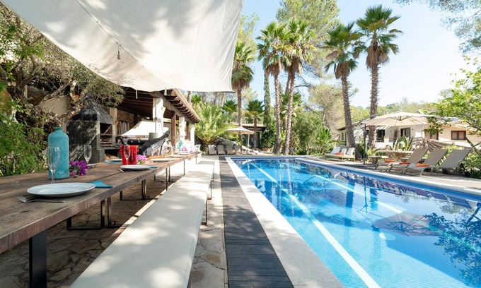 Olivella Villa | 360 m² Villa ∙ 9 bedrooms ∙ 22 guests