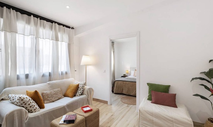Sant Celoni Apartment | 40 m² Apartment ∙ 1 bedroom ∙ 3 guests