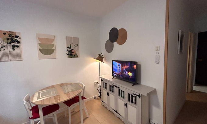 Cubelles Apartment | 45 m² Apartment ∙ 3 bedrooms ∙ 4 guests