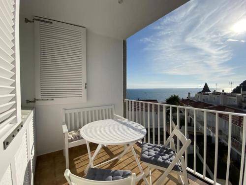 Sant Pol De Mar Apartment | 50 m² Apartment ∙ 1 bedroom ∙ 2 guests