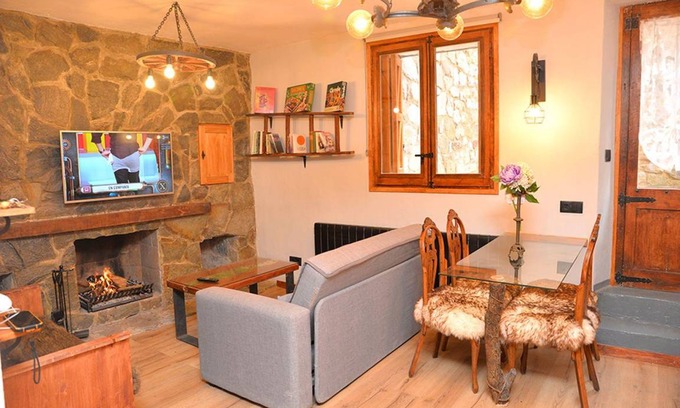 La Pobla de Lillet Apartment | 55 m² Apartment ∙ 1 bedroom ∙ 4 guests