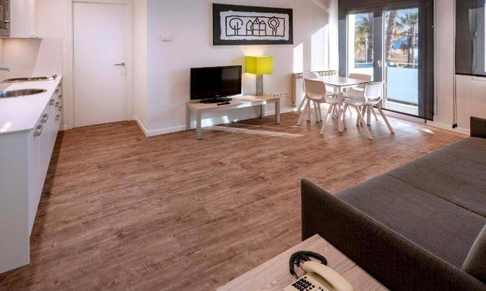 Castelldefels Apartment | 60 m² Apartment ∙ 2 bedrooms ∙ 127 guests