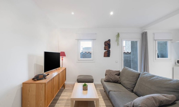 Sant Marti de Tous Apartment | 65 m² Apartment ∙ 2 bedrooms ∙ 4 guests