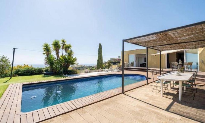 Alella Apartment | 65 m² Apartment ∙ 1 bedroom ∙ 4 guests