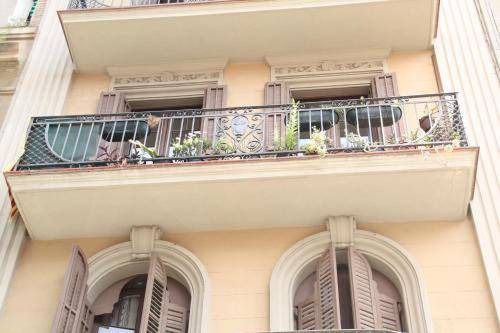 Sants Apartment | 80 m² Apartment ∙ 2 bedrooms ∙ 8 guests
