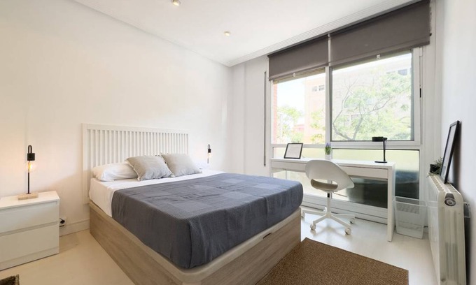 Sants-Badal Resort | 80 m² Private room ∙ 1 bedroom ∙ 1 guest