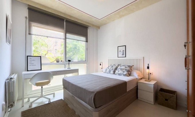 Sants-Badal Resort | 80 m² Private room ∙ 1 bedroom ∙ 1 guest
