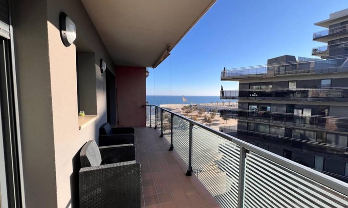 Badalona Resort | 80 m² Private room ∙ 1 bedroom ∙ 2 guests