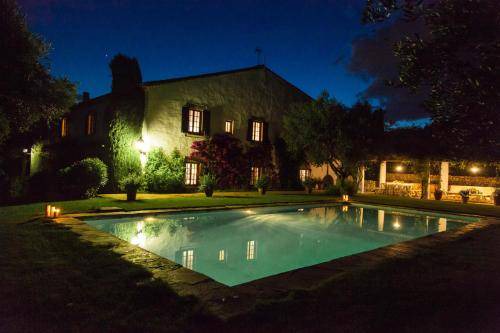 Cubelles Villa | 800 m² Villa ∙ 6 bedrooms ∙ 14 guests