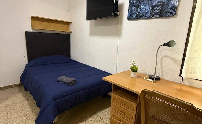 Cornella de Llobregat Resort | 82 m² Private room ∙ 1 bedroom ∙ 1 guest