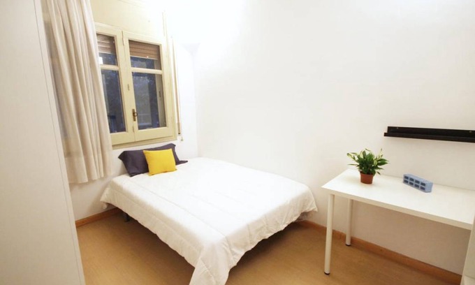 Sant Gervasi – la Bonanova Resort | 85 m² Private room ∙ 1 bedroom ∙ 1 guest