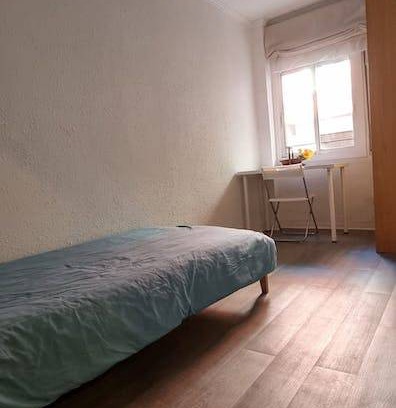 Nou Barris Resort | 85 m² Private room ∙ 1 bedroom ∙ 1 guest