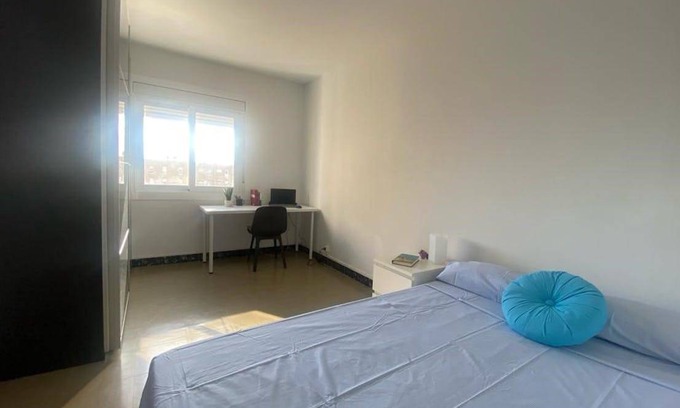 Sabadell Resort | 92 m² Private room ∙ 1 bedroom ∙ 1 guest