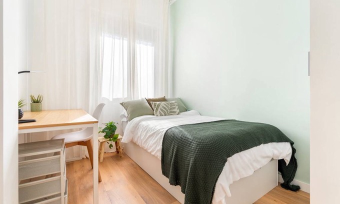 Sants Resort | 95 m² Private room ∙ 1 bedroom ∙ 1 guest