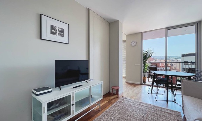 Sants Apartment | 96 m² Apartment ∙ 3 bedrooms ∙ 6 guests