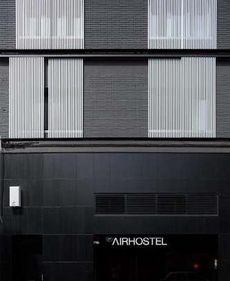 El Prat de Llobregat Hostel | Airhostel Barcelona Airport 24h