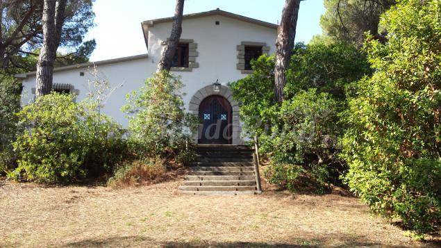 La Roca del Valles Cottage | Cabin ∙ 10 bedrooms ∙ 10 guests