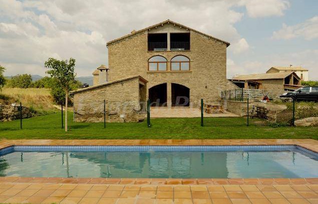Montclar Cottage | Cabin ∙ 11 bedrooms ∙ 26 guests