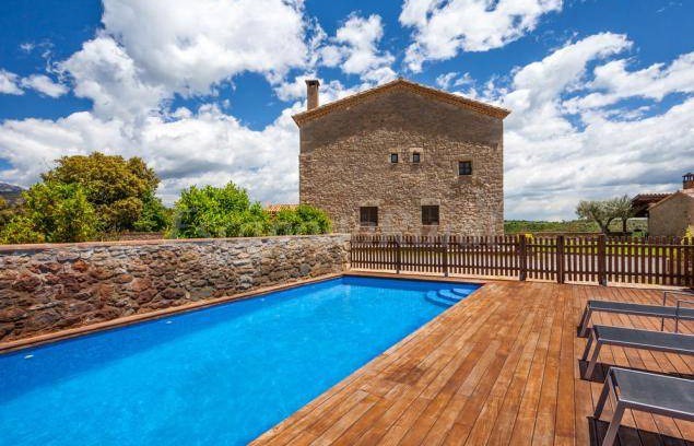 Montclar Cottage | Cabin ∙ 12 bedrooms ∙ 20 guests