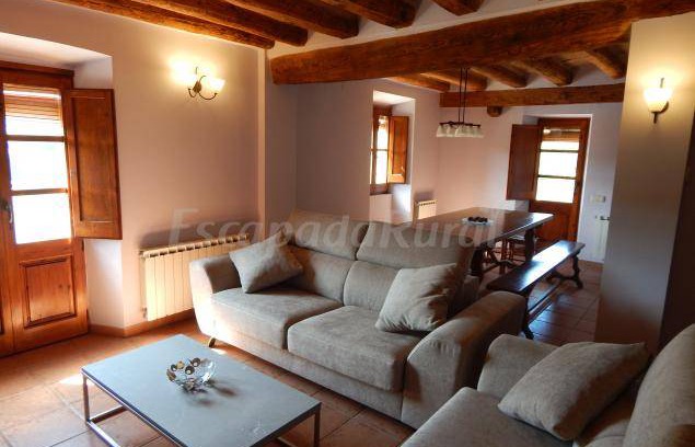 Balsareny Cottage | Cabin ∙ 8 bedrooms ∙ 18 guests
